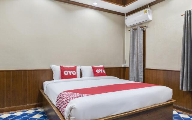 OYO 736 Green Poshtel