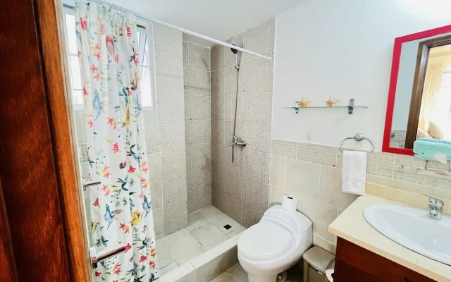 Beauty Pool Views Aparment With Private Beach O201