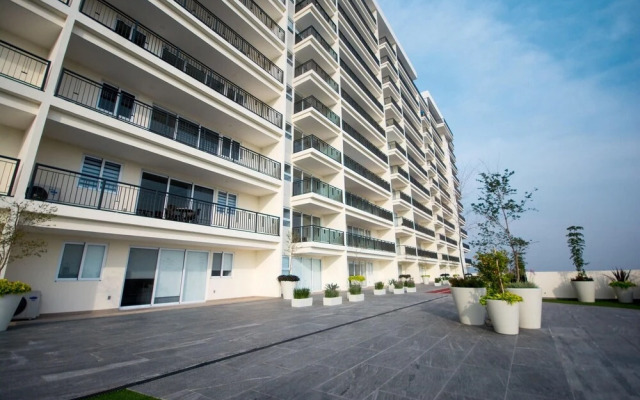 Real View Towers E506 by Casago