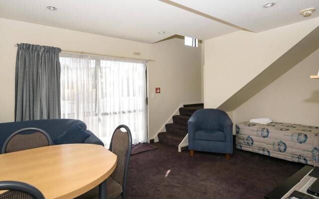 Ashleigh Court Motel
