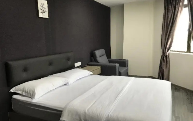 Z Stay Inn Hotel by Oyo Rooms