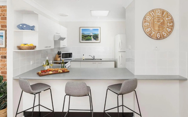 Whitesands Hideaway - STAY three PAY two