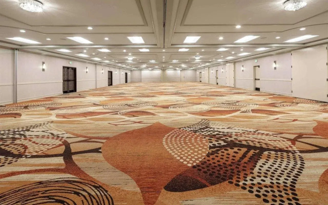 Embassy Suites by Hilton Palm Desert