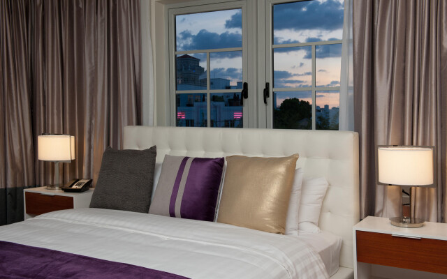 Leslie Hotel Ocean Drive