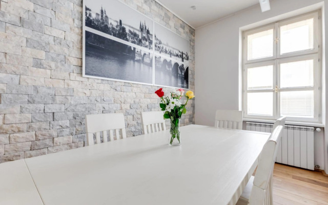 Luxury&Quiet charming 2-bedrooms Apt near river