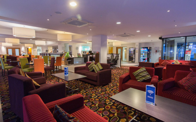 Holiday Inn Express Birmingham–South A45