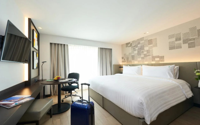 Narai Hotel (SHA Extra Plus)