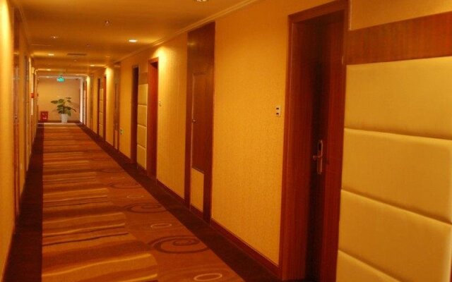 东方大酒店(开化江滨路店)