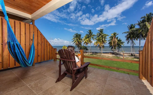 Pelican Beach Resort