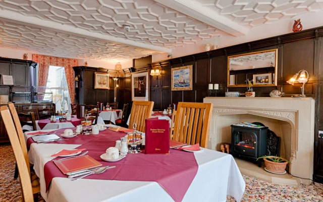 Potters Mooring Guest House Hotel