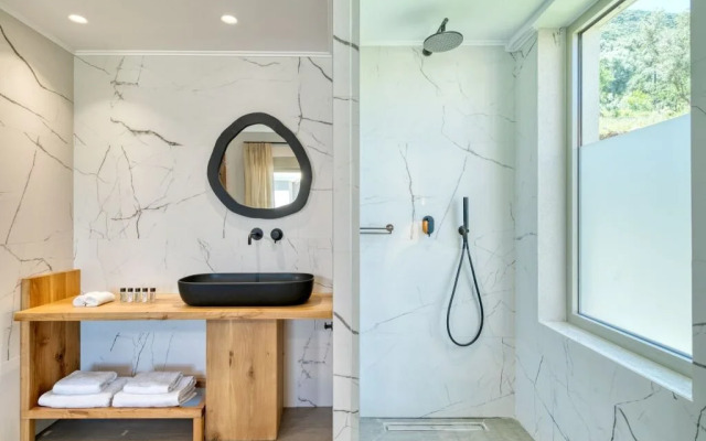 White Rock Villas Lygia