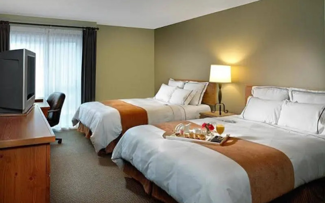 Radisson Hotel & Conference Center Canmore