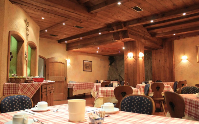 Hotel Ottoz Meublè