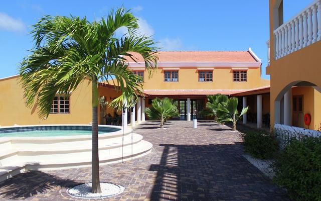 Spacious Apartment in Bonaire with Swimming Pool