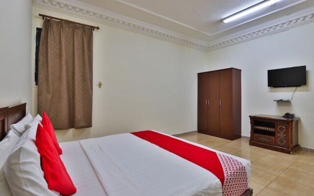 OYO 233 Hayat Al Salam Hotel Apartment