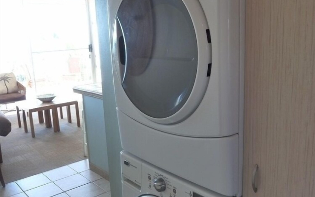 Island Surf 614 2 Bedroom Apts