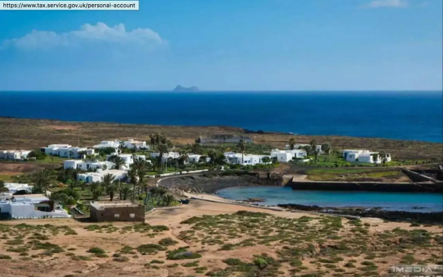 Seaside Villa La Graciosa