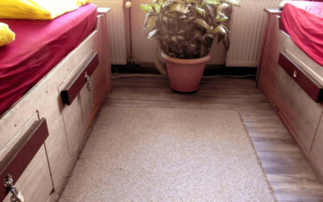 Homeplanet Hostel