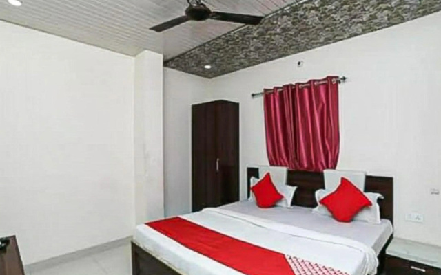 Hotel 7 Spices Restaurant & Banquet By WB Inn