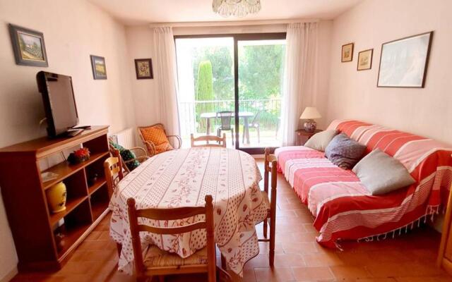 Appartement Six-Fours-les-Plages, 3 pièces, 6 personnes - FR-1-316-122