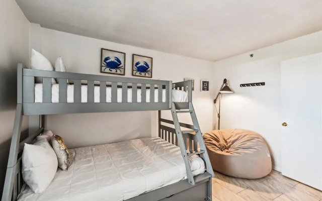 Inlet Reef 518 2 Bedroom Condo by RedAwning