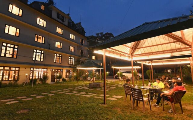 Celebriti by Aransh Group