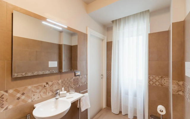 Neapolitan Skyscraper Apartment