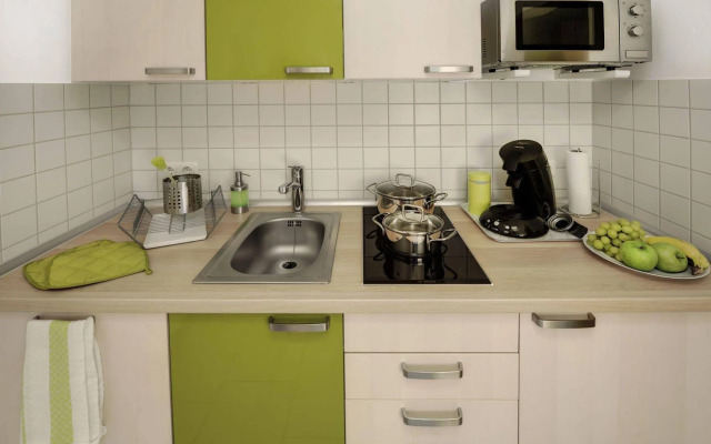 [R2b] Serviced Apartment