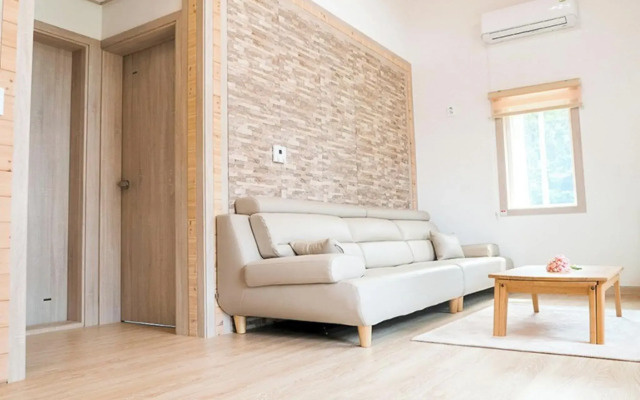 Yangyang Pinot Tree Pension