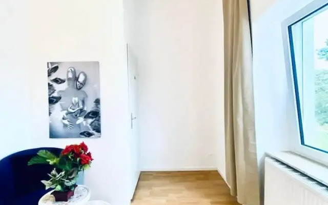 Spacious 4 BR Apt Perfect for Groups