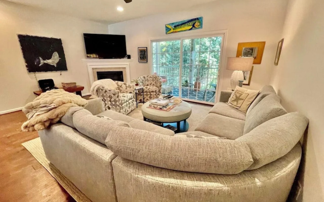 Turnstone Circle 37005