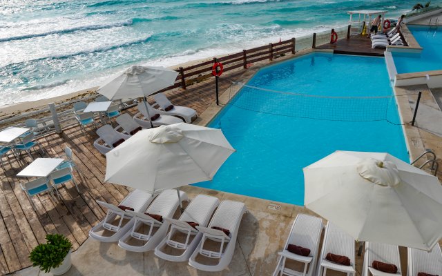 Oleo Cancun Playa All Inclusive Resort