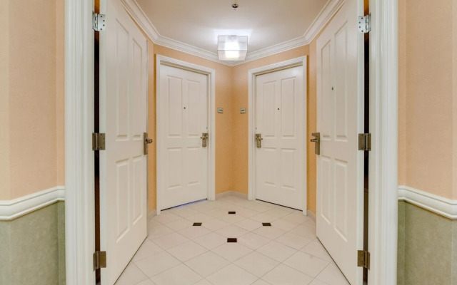 StripViewSuites Two Bedroom at Signature