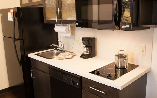 Candlewood Suites Alexandria by IHG