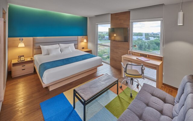 City Express Suites by Marriott Silao Aeropuerto