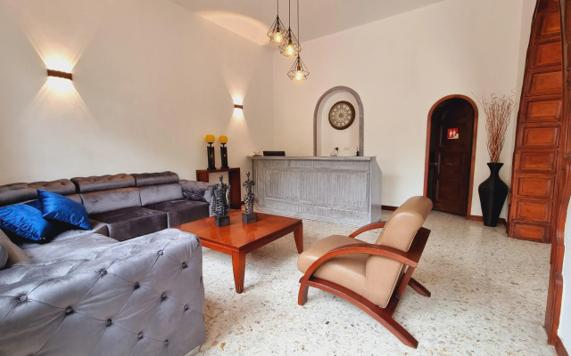 Hotel Karlo