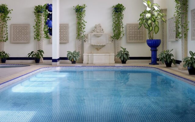 Al Safir Hotel