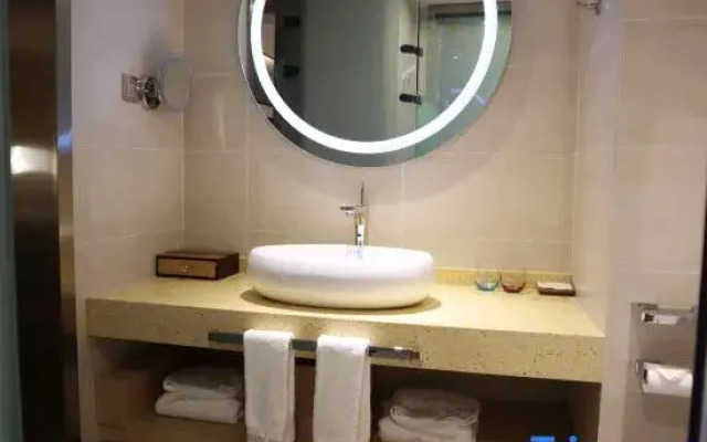 Lavande Hotel·Xiangyang Tianyuan Four Seasons City