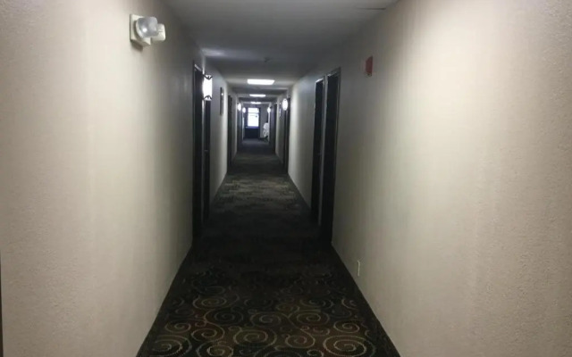 Super 8 Youngstown/Austintown