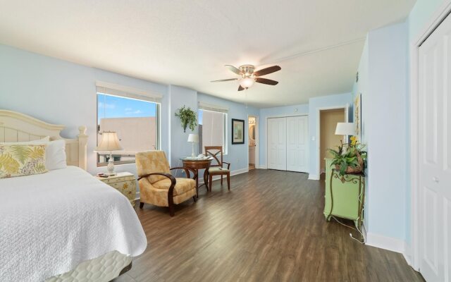 Perdido Towers East 106