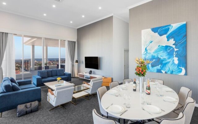 Meriton Suites Bondi Junction