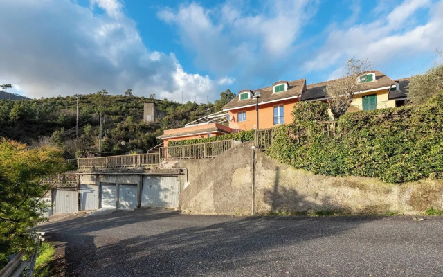 Peaceful Apartment In Deiva Marina