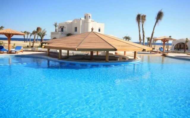 BeachSafari Resort