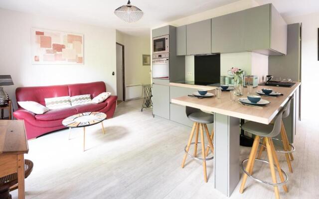 Idéal couple Jacuzzi et jolie cour intérieure