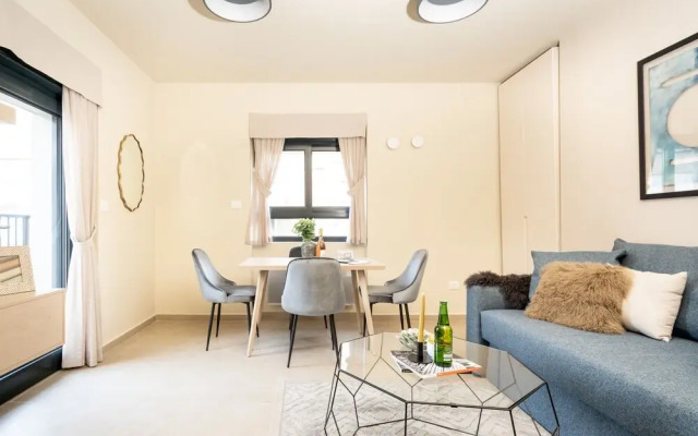 Luxury Keren Hayesod