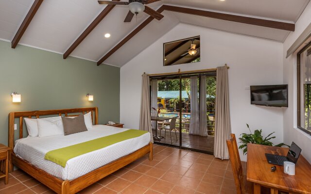 ECOTICA Boutique Hotel