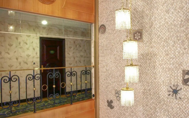 Grand Pleasure Spring Hotel