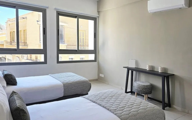 Phaedrus Living Ledras Residences 105