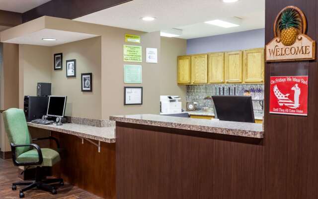 Super 8 by Wyndham Adrian