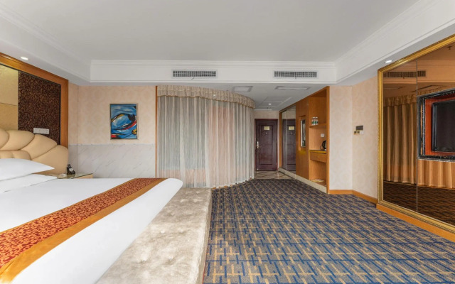 Oriental International Hotel